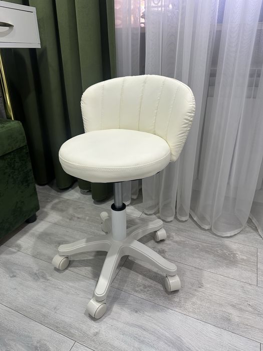 Продам детский стул