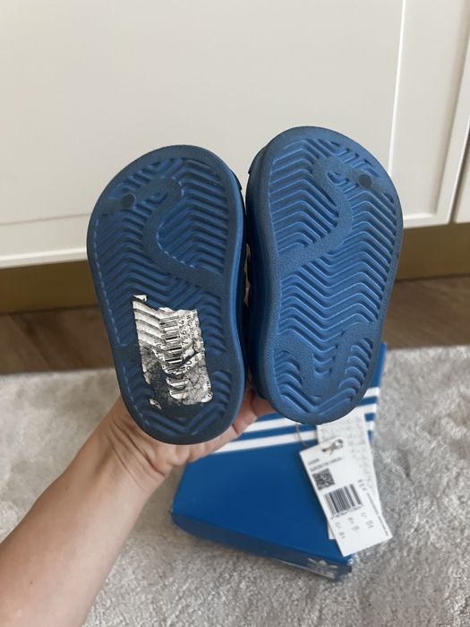Sandale adidas noi
