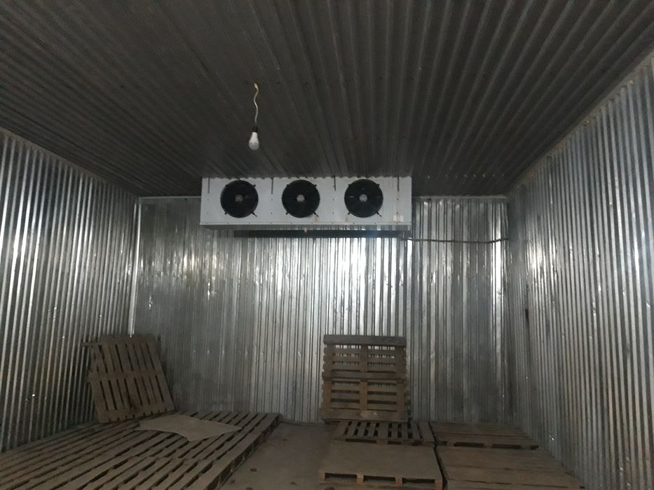 Agregat(muzxona aparati) sotiladi 2 marta sezonda ishlagan hali yangid