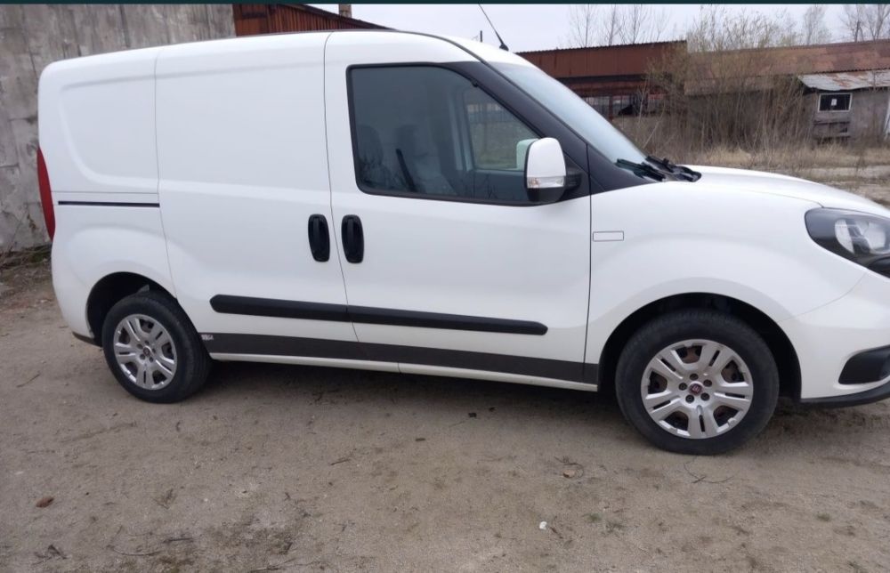 Mutari transport pret  150- 350 lei/cursa, inchiriere  duba cu sofer, duba cu lift, duba cu liza, duba cu transpalet, program si in weekend