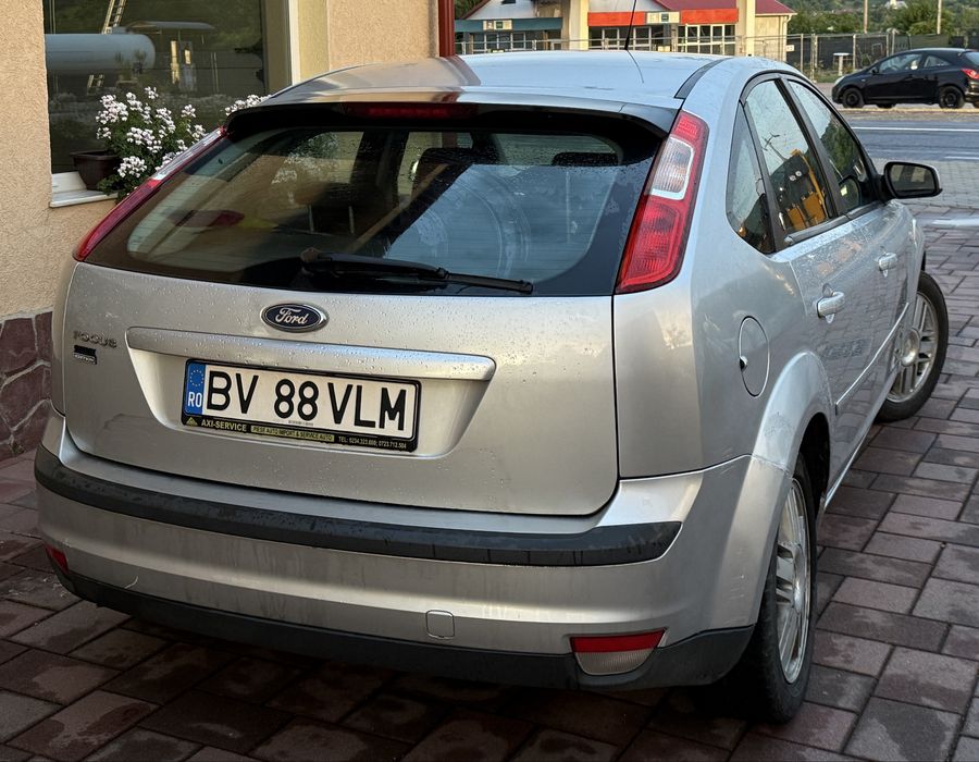 Ford focus 2 1.6 benzina 2006