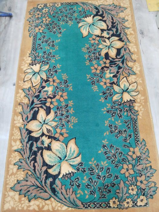 Ковёр размер 2×1. Состояние новый.