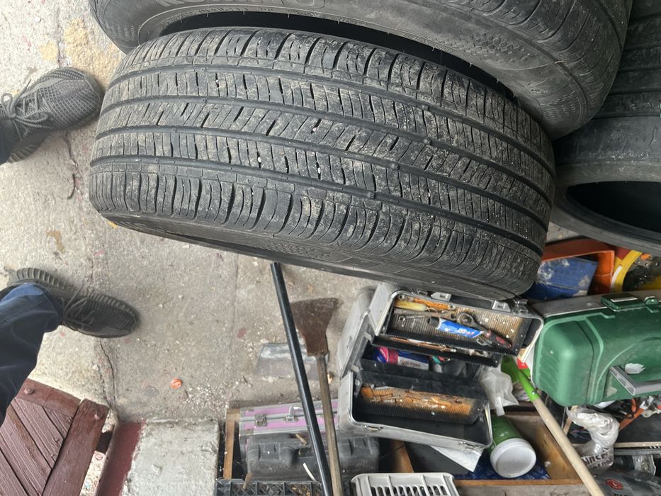 Продам летние резины 17 радиуса