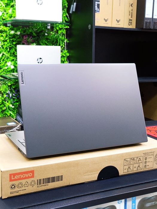 Lenovo V15   16/256GB  i5 13420H