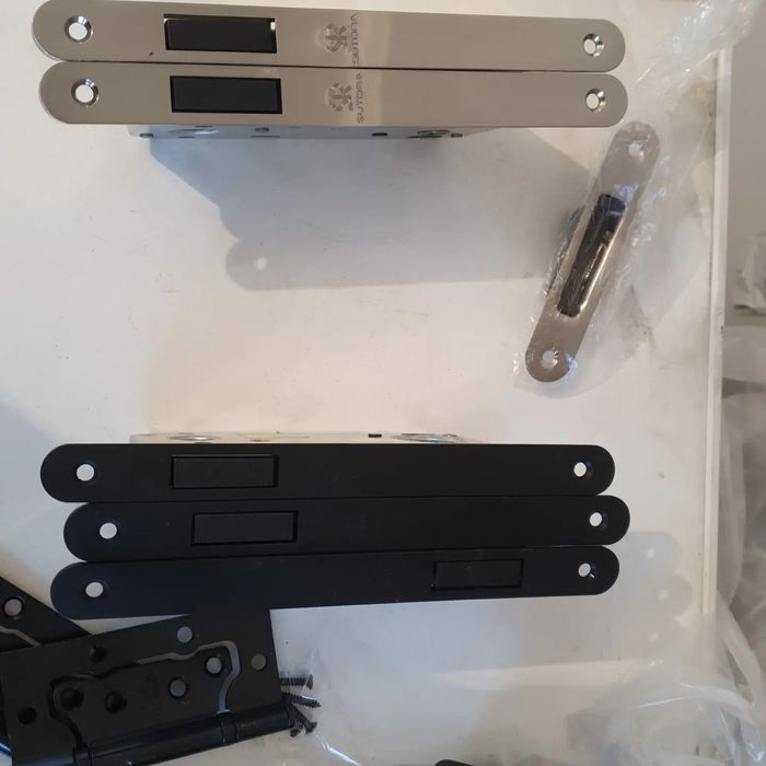 Установка межкомнатных дереи