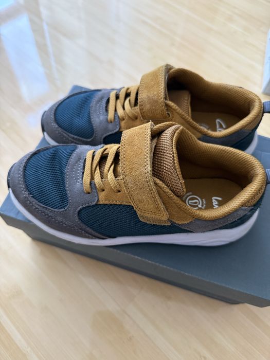 Pantofi sport Clarks pentru copii, mărimea 33, ca noi