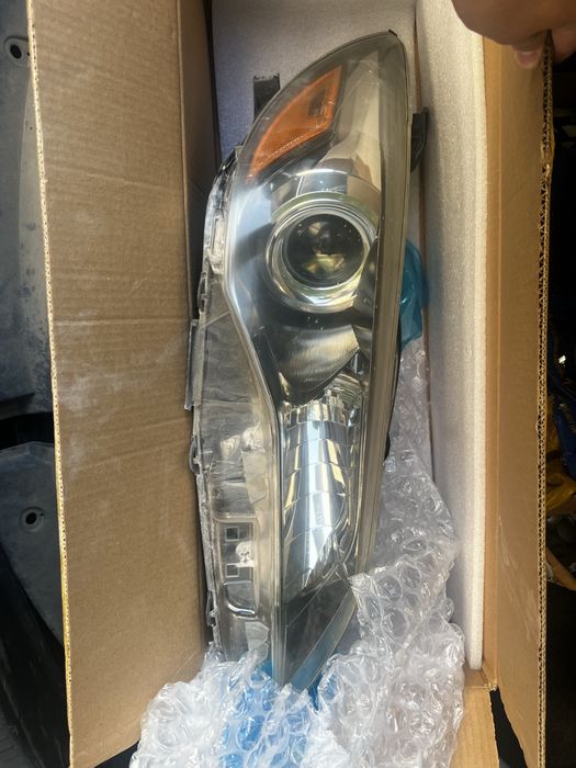 Продам фару на камри 55