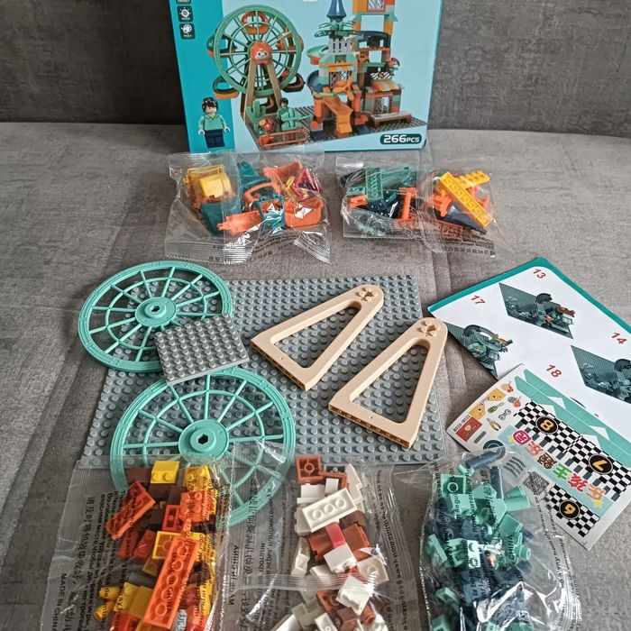 Конструктор совместим с лего