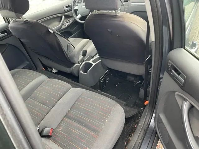 Dezmembrez Ford C Max 1.6 2008 Facelift