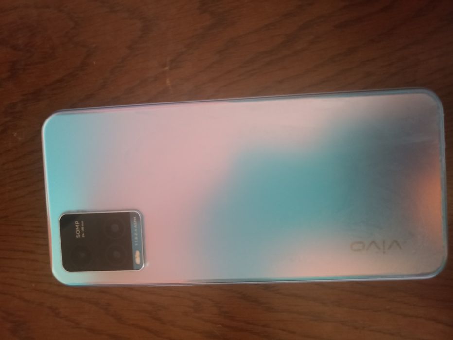 Продаю смартфон без минусов