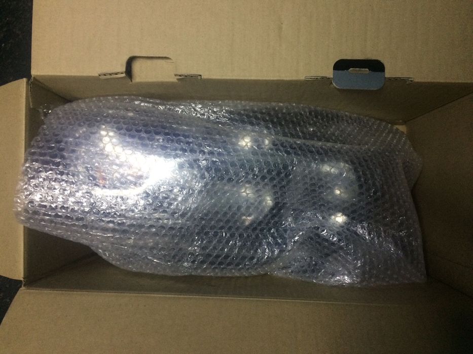 Продам фару Лада Веста