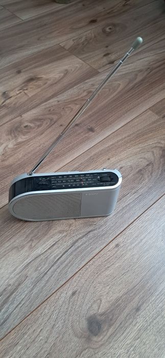Radio Sony ICF-404L