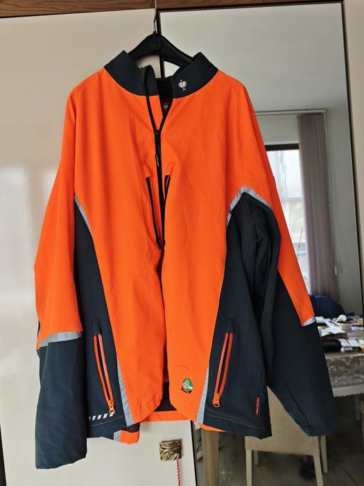 Софтшел Енгелберт Щраус