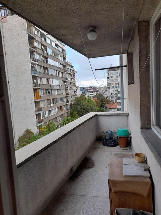 Продава се Тристаен апартамент в София, Стрелбище - 100 кв.м за 2550 €/кв.м - Снимка #3