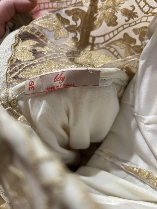 Rochie de banchet clasa a 8-a