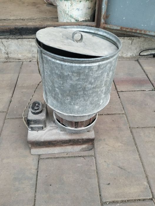 Тары түйетін келі