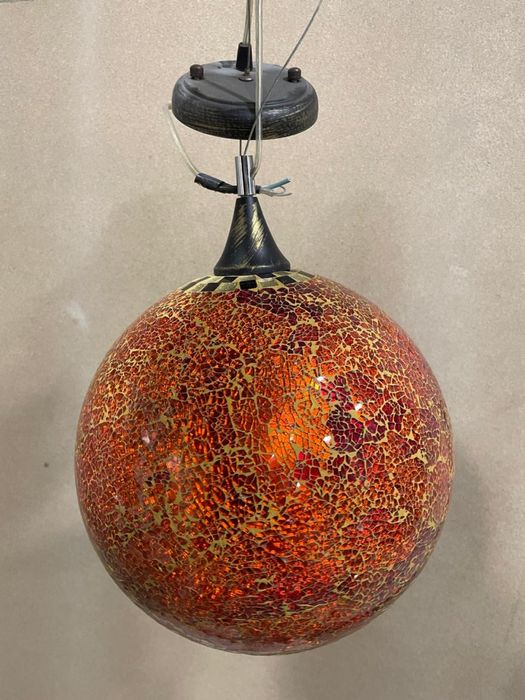 Продам светилльники лампы люстры