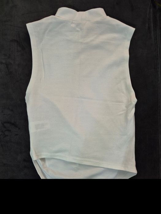 Tricou fara maneci Bershka mărimea S