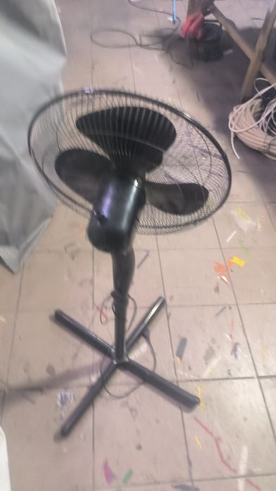 Вентилятор. Черный