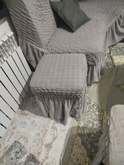 Уголок сотилади холати яхши коп ишлатилмаган худди янгидек