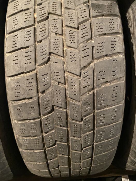 Резина на 16. 215/60