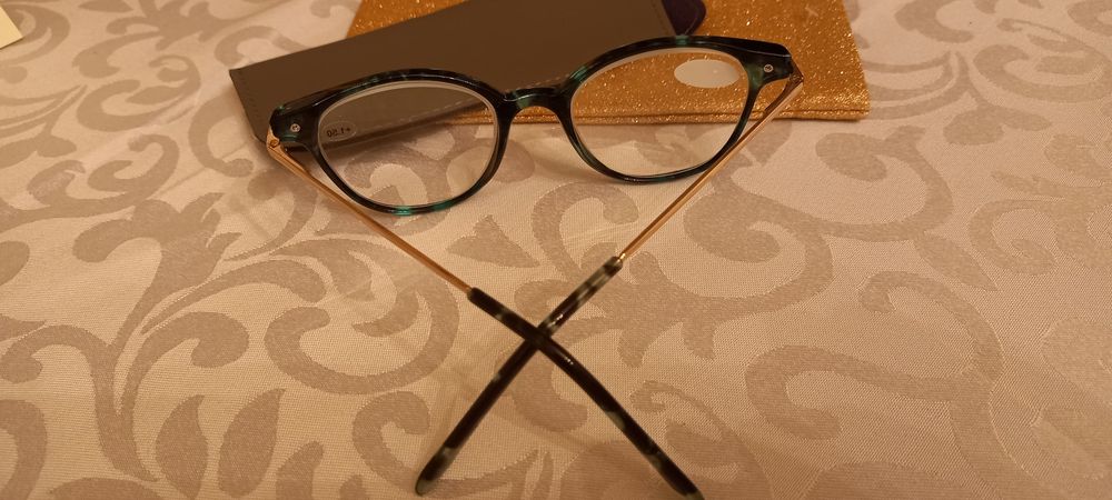 Нови немски очила за четене +1,5, +2,0 +3,0 диоптъра, шарнир, калъф