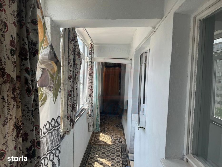 70.ooo euro, apartament 59 mp,  2 camere, decomandat etaj 5 Micro18