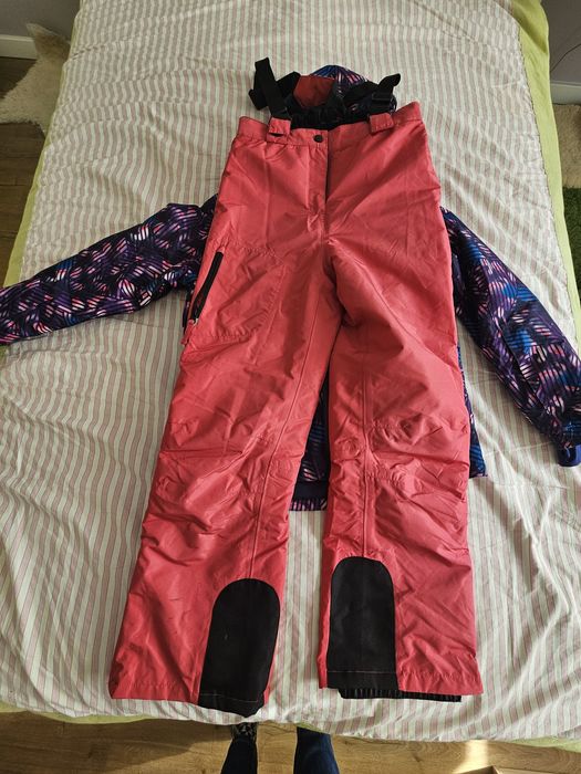Ски екип рр 146-152 момиче