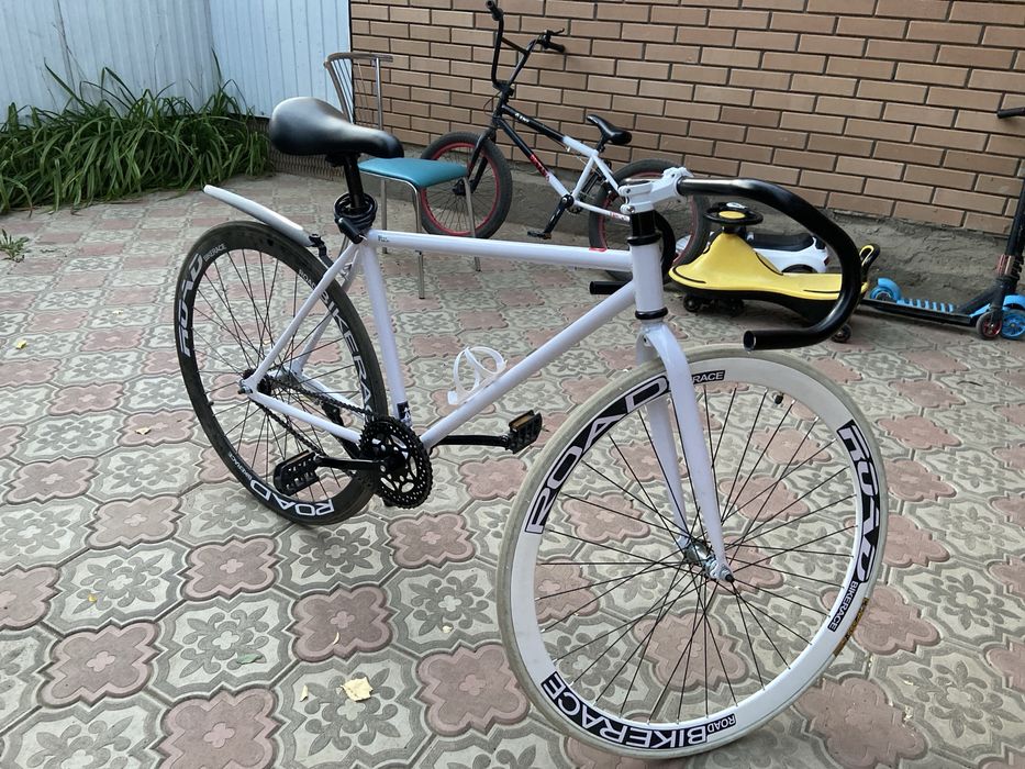 Продаю велосипед фикс сингл спид