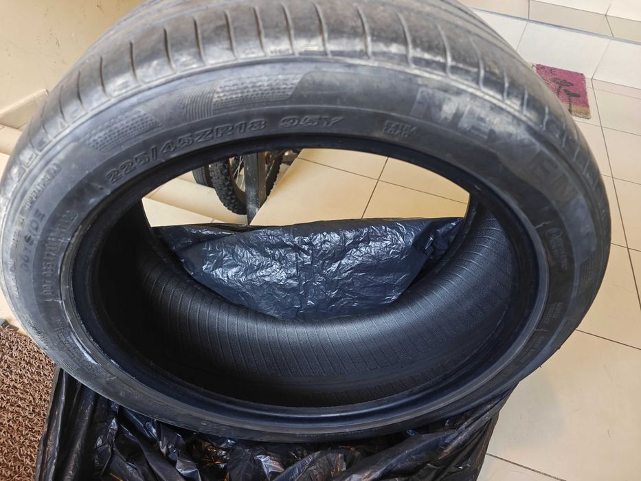 cauciuc sh vara stare ok jaguar xe  sau bmw 225/45/r18 100 lei bucata