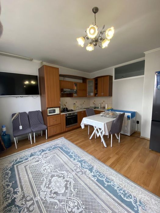 Продам евродвушка в районе Батыс2