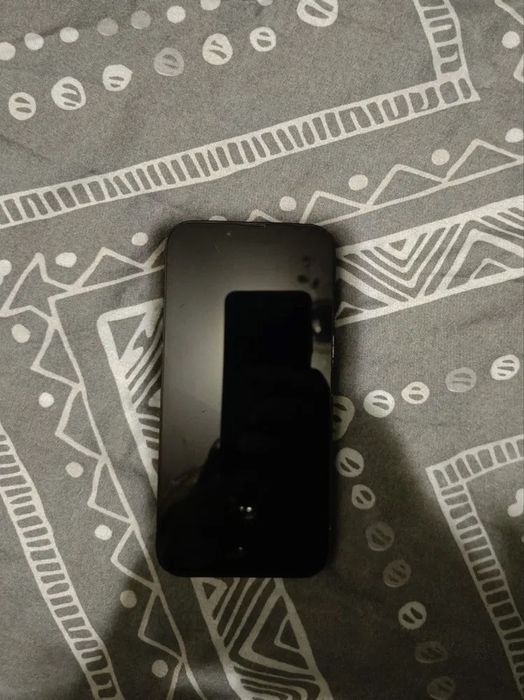 Продам iphone 13 128Gb (айфон 13)