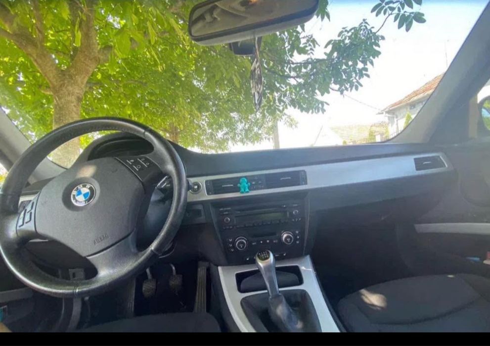 BMW Seria 3 2009 — imagine 3