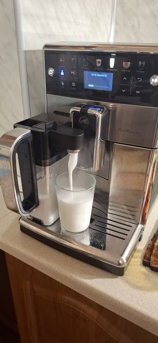 Кафеавтомат,кафемашина  Saeco pico baristo deluxe