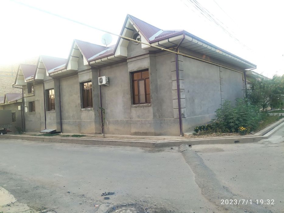 Sotiladi 3.5 sotuk Keles Kirov