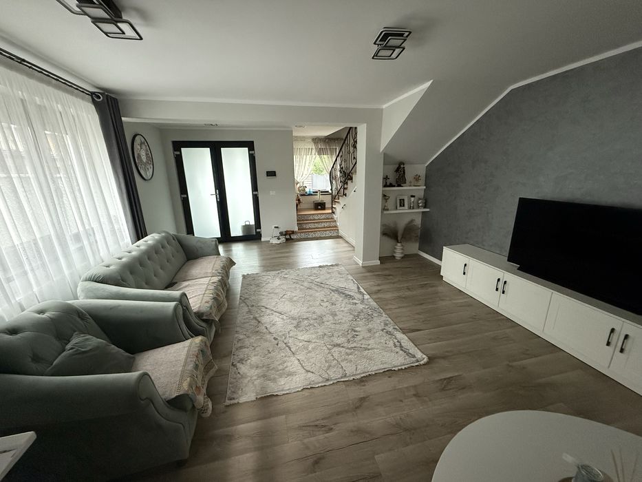 Casa complet mobilata si utilata - tip duplex Piatra Neamt