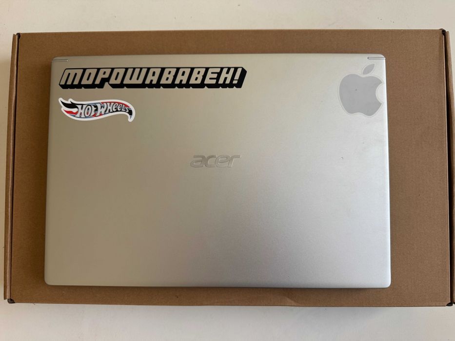 Acer Aspire E5-575G-53VG - i5 6200U, 8GB Ram, Nvidia 940MX