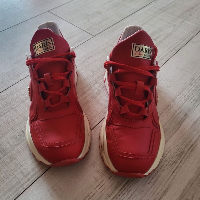 Маратонки  Дарис