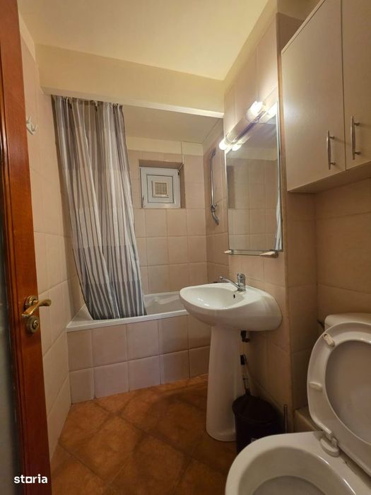 Apartament 3 camere Marasesti de inchiriat