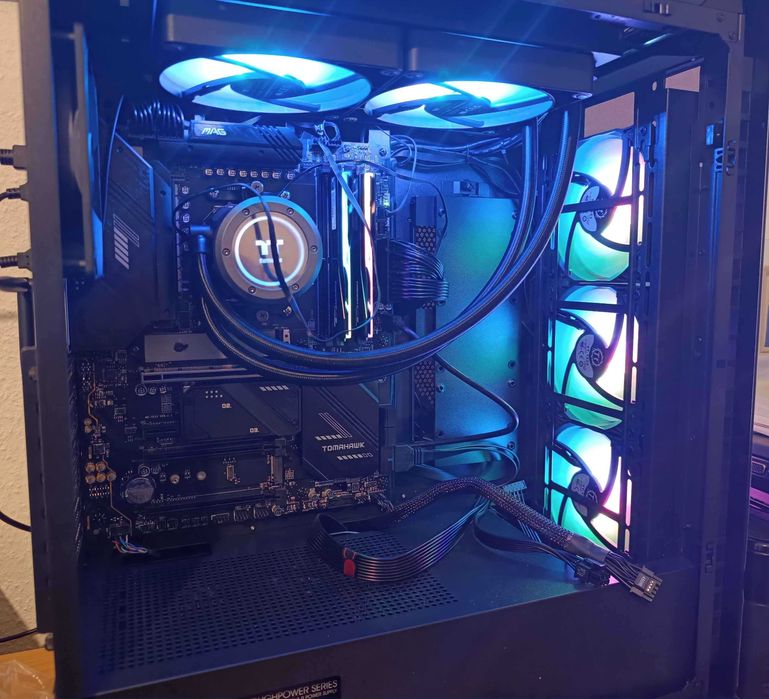 Готов геймърски "звяр" 4К Gaming (БЕЗ ВИДЕОКАРТА)