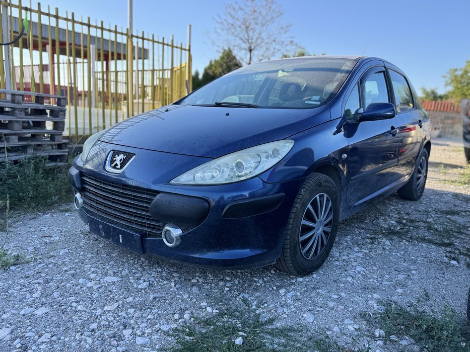Peugeot 307 Facelift 1.6hdi НА ЧАСТИ