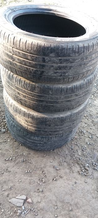 Cauciucuri de vanzare