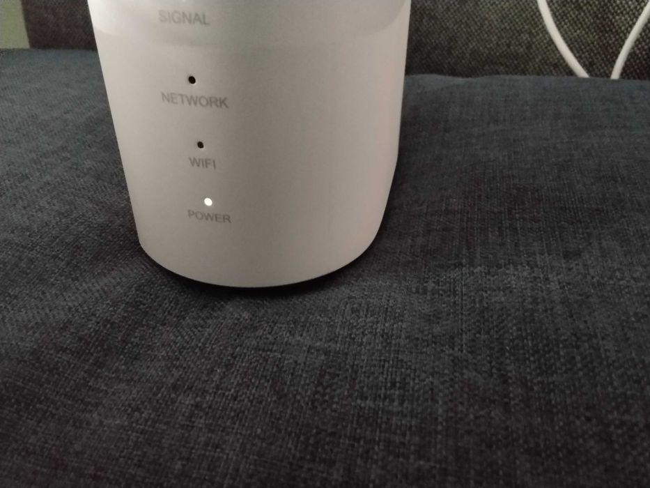 последен модел 5Gрутер за мобилен интернет за сим  карти на Иетел