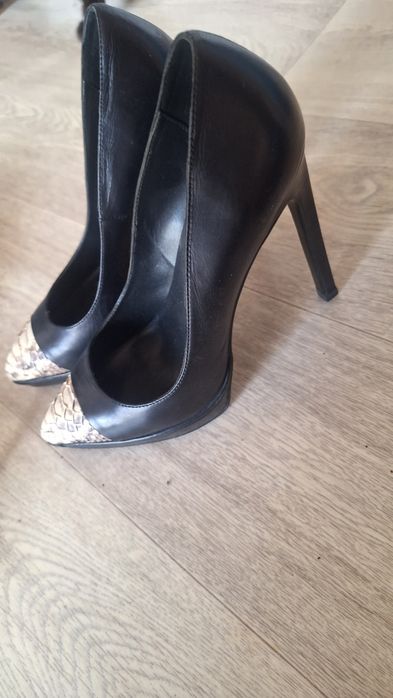 36/37 размер срочно 1 пара 800тг