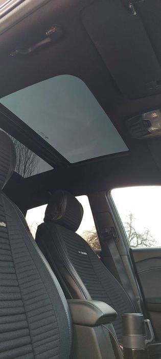 Автомобиль Трекер2