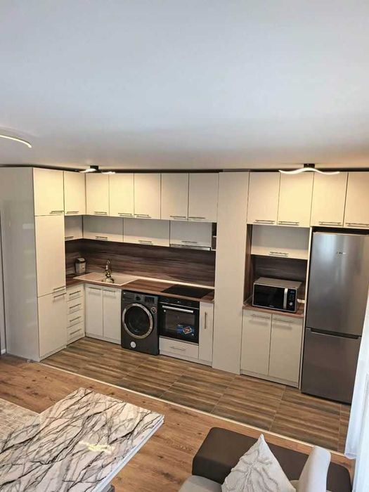 Дава се под наем Двустаен апартамент в София, Надежда 4 - 71 кв.м за 697.17 € - Снимка #1