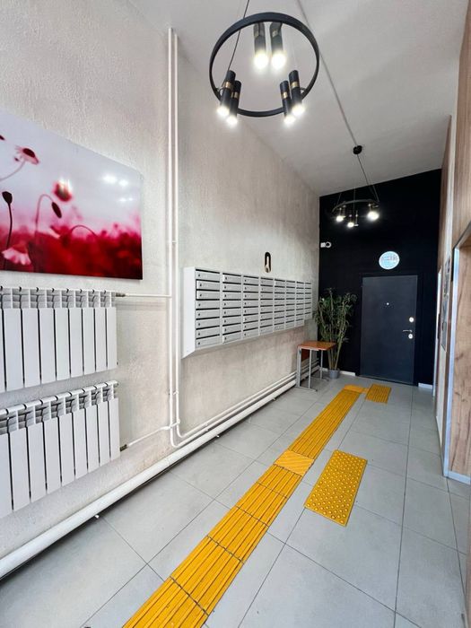 Продается евро 2х комнатная квартира