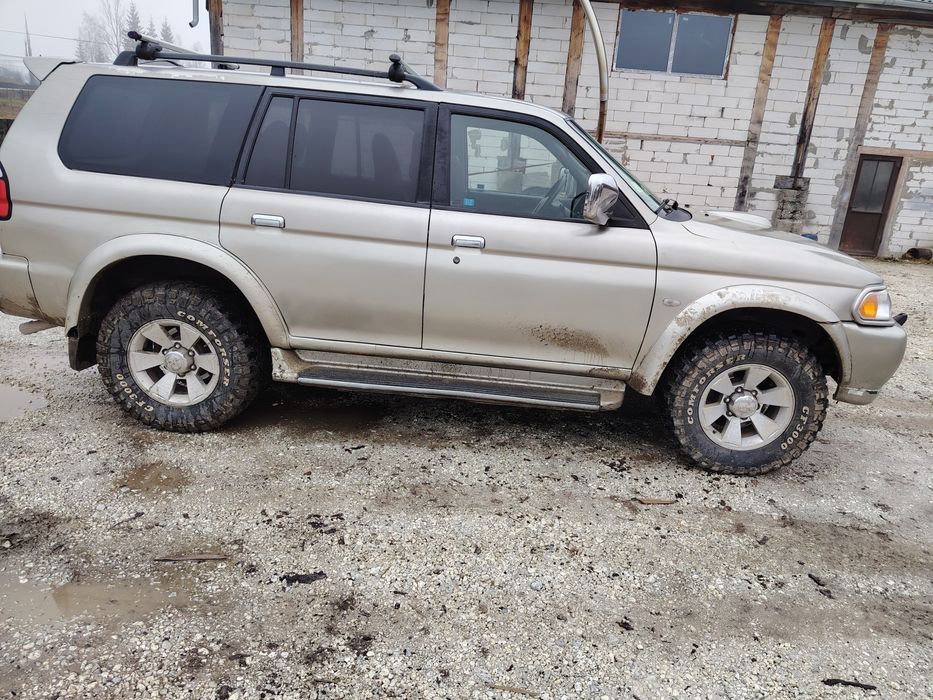 Mitsubishi pajero sport 2006 2.5