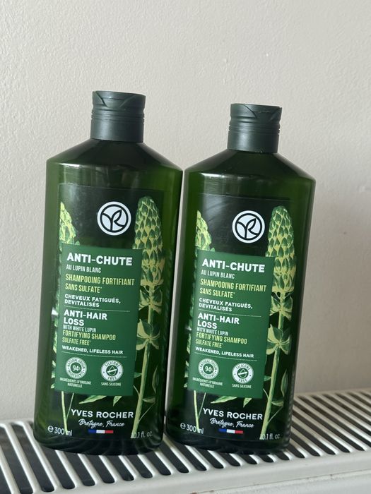 Yves Rocher - Șampon fortifiant împotriva căderii părului cu Lupin Alb