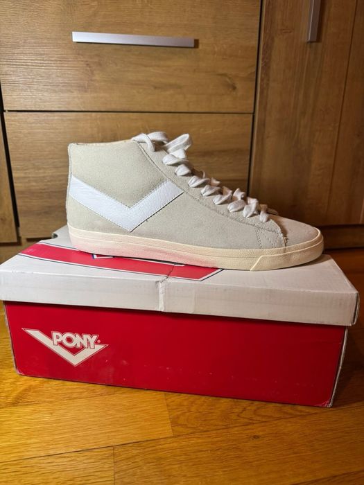 Дамски кецове Pony